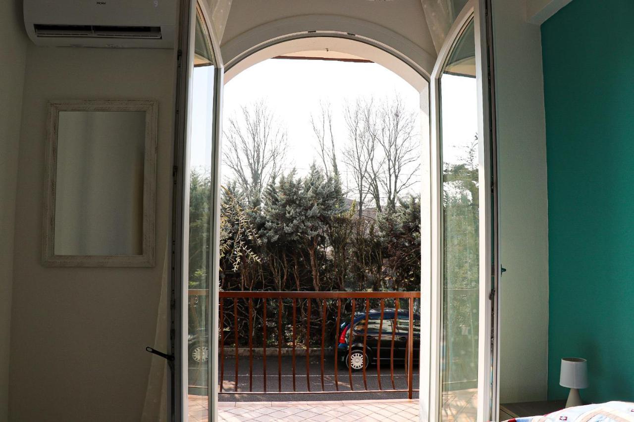 l'Appartamento Casa Mirra Peschiera del Garda Esterno foto